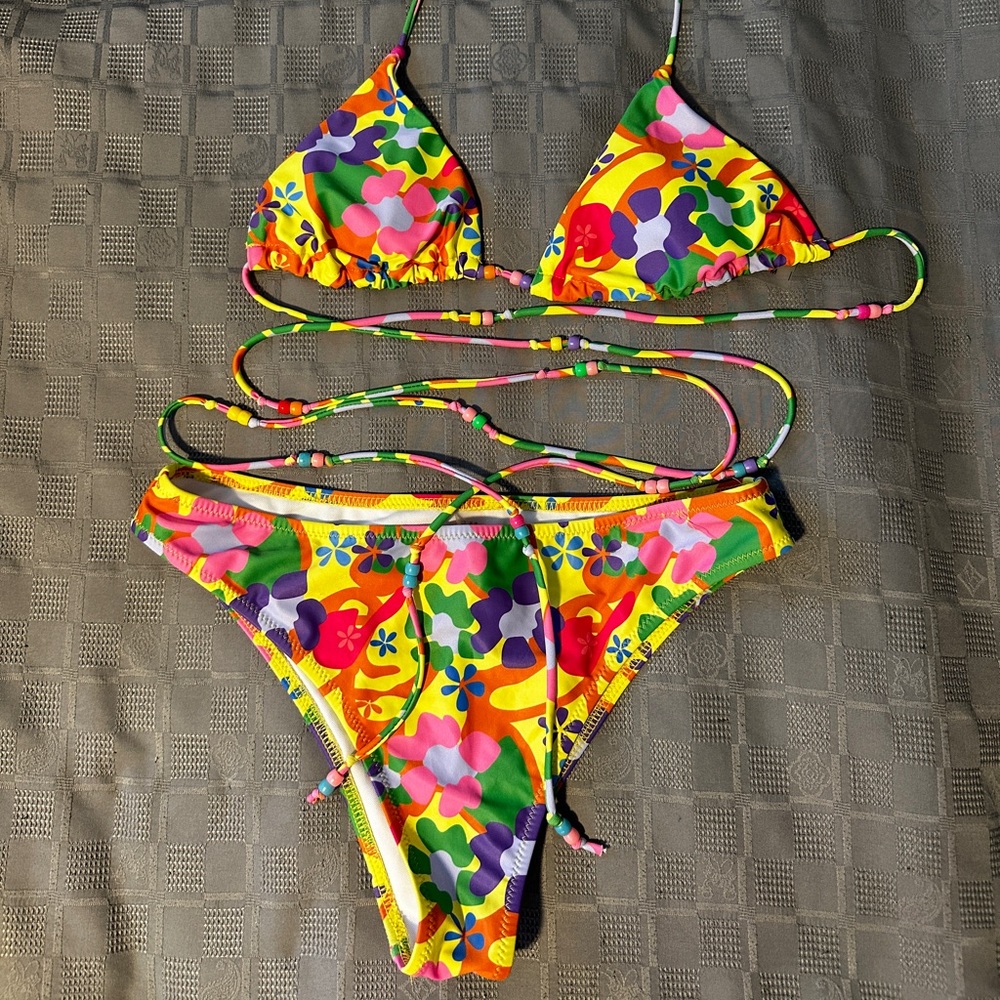 2 pcs swimsuit, Size M